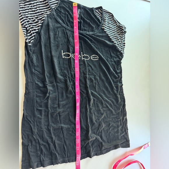 Bebe jeweled short sleeve pajama top, size medium - Picture 4 of 7